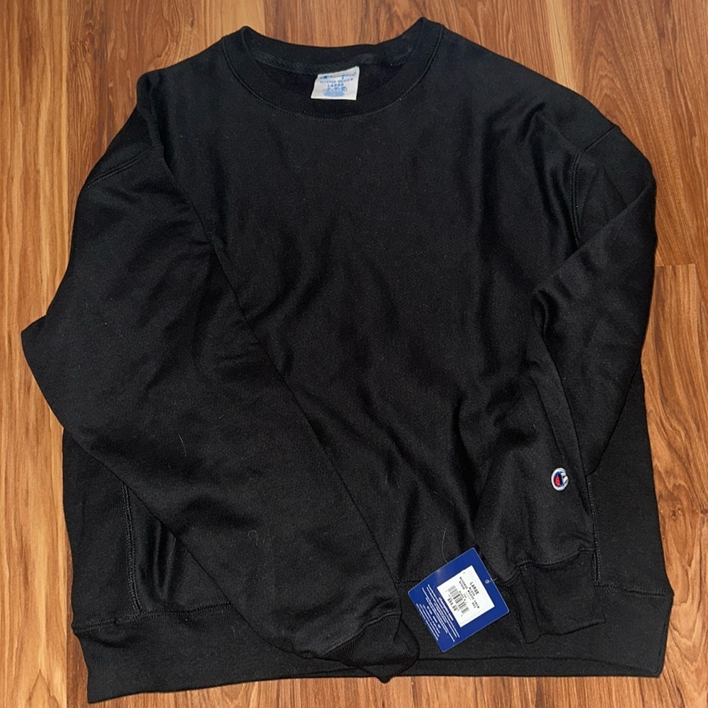 Plain black Champion crewneck